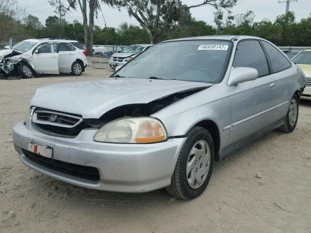 1HGEJ8242VL091121 - 1997 HONDA CIVIC EX SILVER photo 2