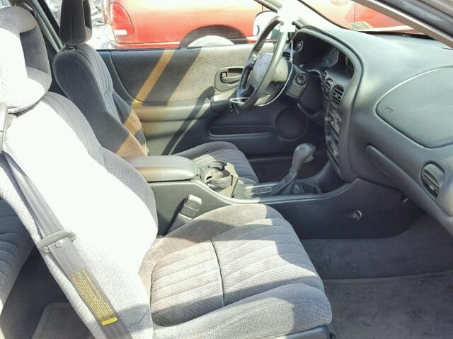 1G2WR1213YF202906 - 2000 PONTIAC GRAND PRIX SILVER photo 5