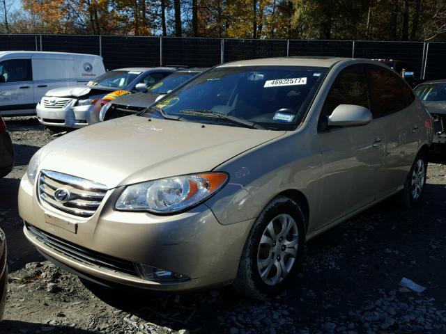 KMHDU4AD7AU038412 - 2010 HYUNDAI ELANTRA BL BEIGE photo 2