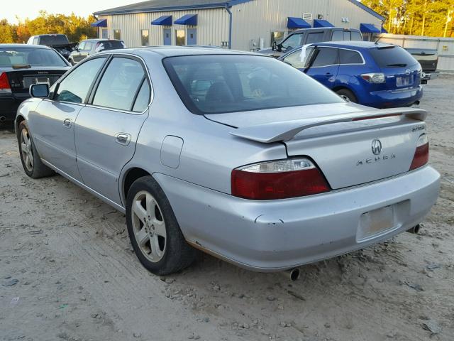 19UUA56942A002057 - 2002 ACURA 3.2TL TYPE SILVER photo 3