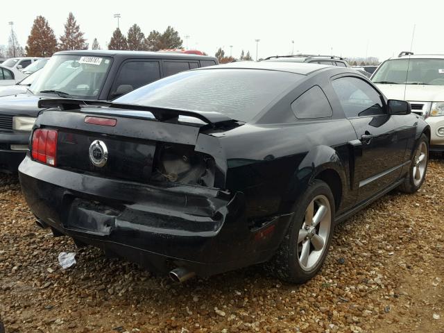 1ZVHT82H785114679 - 2008 FORD MUSTANG GT BLACK photo 4