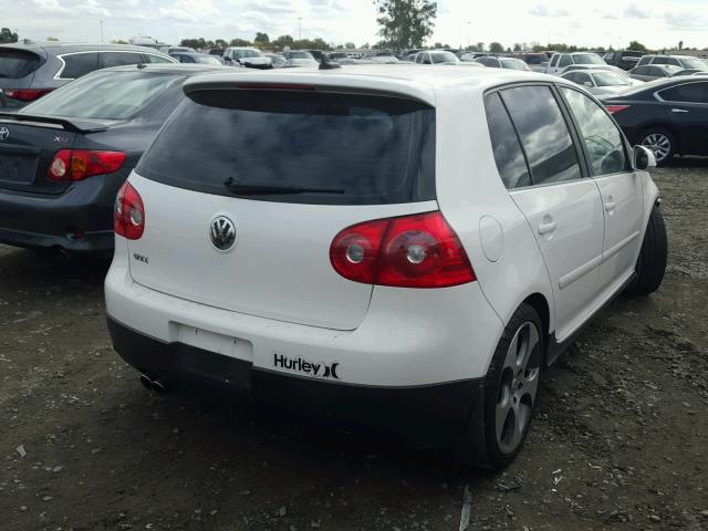 WVWHD71K29W118335 - 2009 VOLKSWAGEN GTI WHITE photo 4