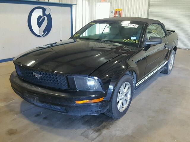 1ZVHT84N785165568 - 2008 FORD MUSTANG BLACK photo 2