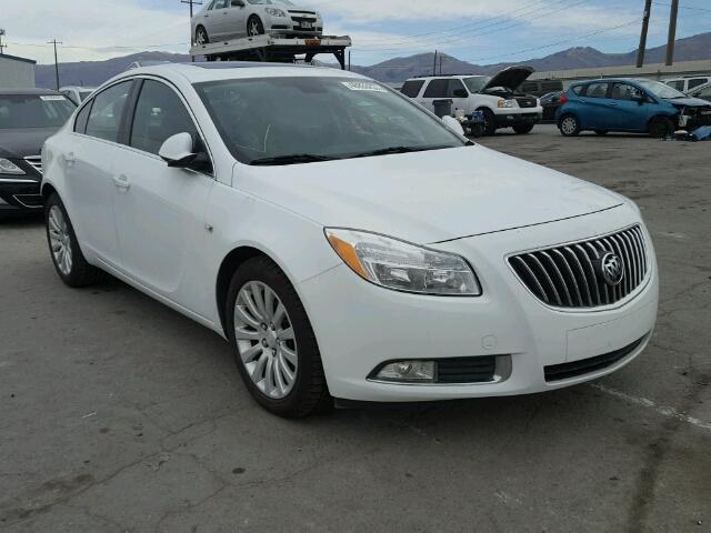 W04GP5EC1B1000266 - 2011 BUICK REGAL CXL WHITE photo 1