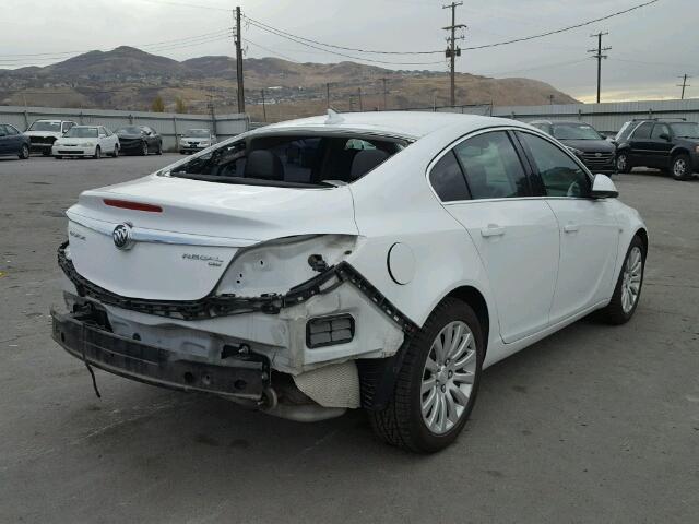 W04GP5EC1B1000266 - 2011 BUICK REGAL CXL WHITE photo 4