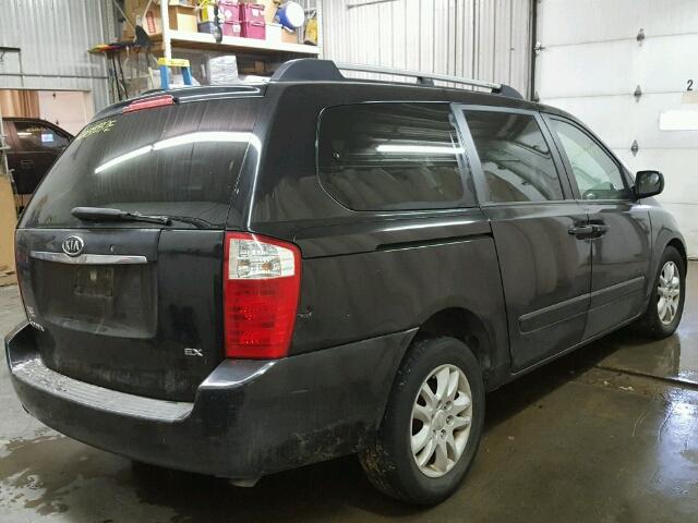 KNDMB233166000382 - 2006 KIA SEDONA EX BLACK photo 4