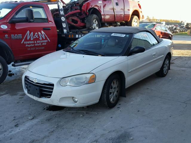 1C3EL65RX4N161329 - 2004 CHRYSLER SEBRING LI WHITE photo 2