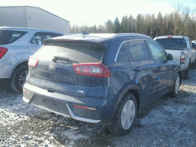 KNDCB3LC5H5080425 - 2017 KIA NIRO FE BLUE photo 4