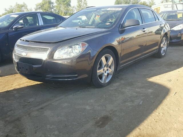 1G1ZC5E0XCF274711 - 2012 CHEVROLET MALIBU 1LT 灰色 照片 2