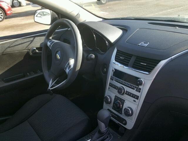 1G1ZC5E0XCF274711 - 2012 CHEVROLET MALIBU 1LT 灰色 照片 9