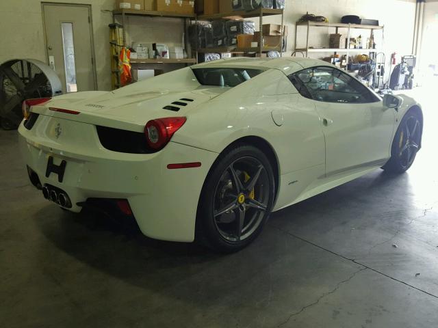 ZFF68NHA8F0204844 - 2015 FERRARI 458 SPIDER WHITE photo 4