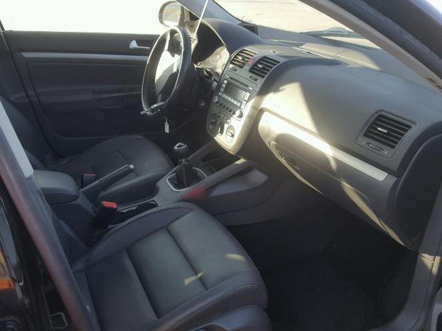 3VWRZ71K68M094056 - 2008 VOLKSWAGEN JETTA SE 黑色 照片 5