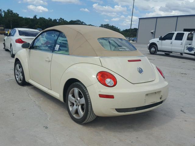 3VWSF31Y26M318895 - 2006 VOLKSWAGEN NEW BEETLE Bej foto 3