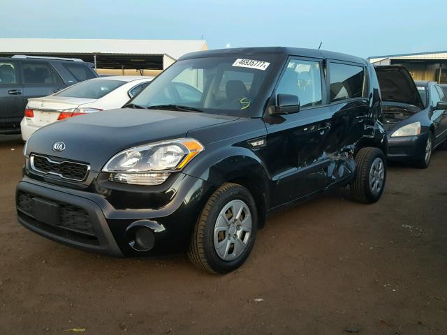 KNDJT2A5XD7530779 - 2013 KIA SOUL BLACK photo 2