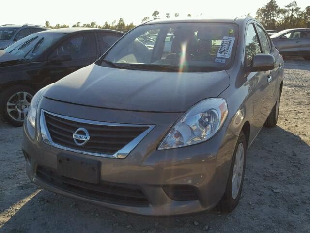 3N1CN7AP1DL826483 - 2013 NISSAN VERSA S GRAY photo 2