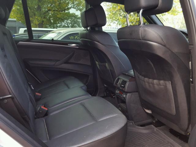 5UXZV8C51CL422441 - 2012 BMW X5 XDRIVE5 SILVER photo 6