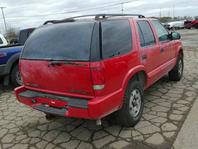 1GNDT13W62K127008 - 2002 CHEVROLET BLAZER RED photo 4