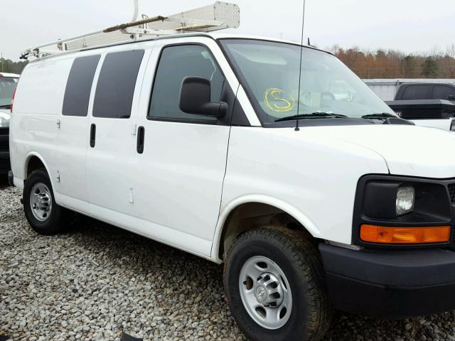 1GCWGFFF0F1101112 - 2015 CHEVROLET EXPRESS G2 WHITE photo 1