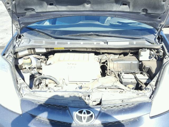 5TDZK23C37S006627 - 2007 TOYOTA SIENNA CE BLUE photo 7