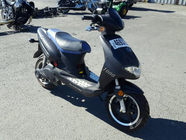 LAWAE0D0X6B000185 - 2006 EVAD ELEC SCOOT BLUE photo 1