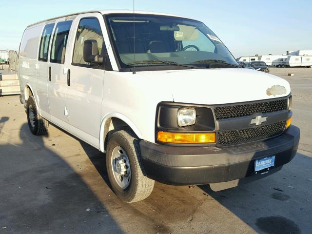 1GCHG35C081221106 - 2008 CHEVROLET EXPRESS G3 WHITE photo 1