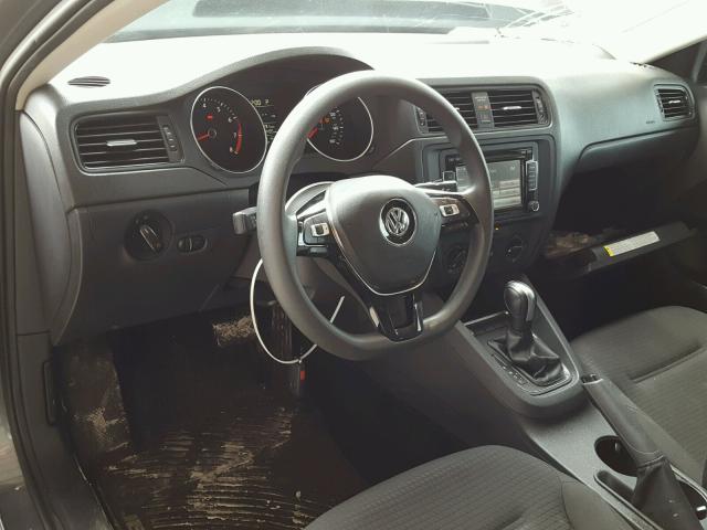 3VW2K7AJ1FM227736 - 2015 VOLKSWAGEN JETTA BASE 灰色 照片 9