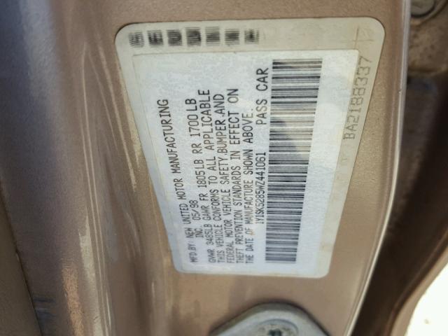 1Y1SK5285WZ441061 - 1998 CHEVROLET GEO PRIZM 银色 照片 10