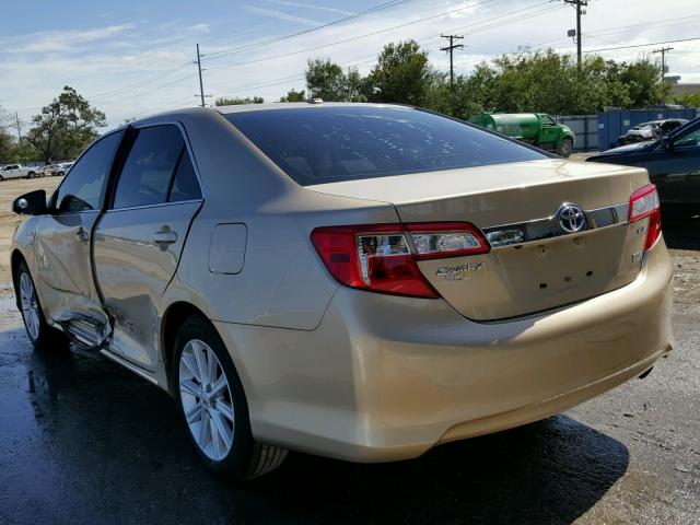 4T1BD1FK6CU018569 - 2012 TOYOTA CAMRY HYBR GOLD photo 3