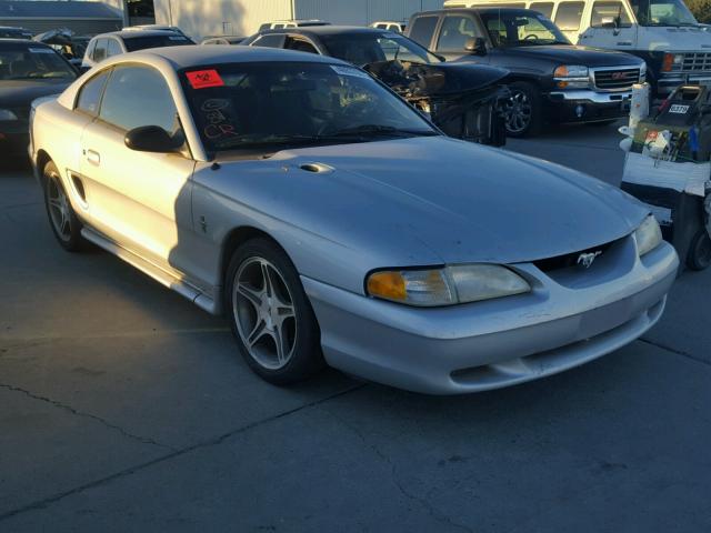 1FAFP4045WF257084 - 1998 FORD MUSTANG SILVER photo 1