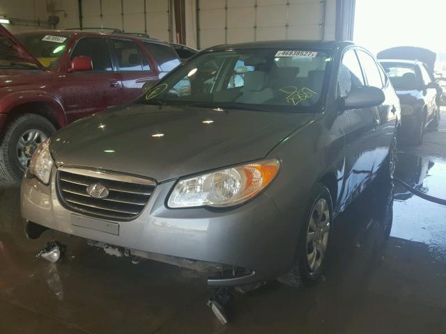 KMHDU46D19U802887 - 2009 HYUNDAI ELANTRA GL GRAY photo 2