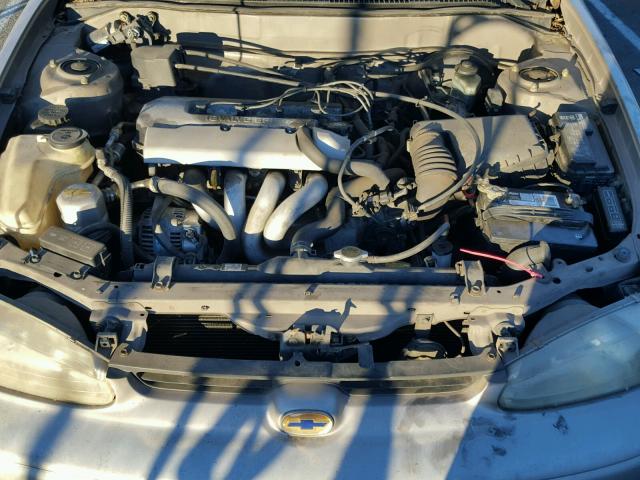 1Y1SK5280WZ437998 - 1998 CHEVROLET GEO PRIZM SILVER photo 7