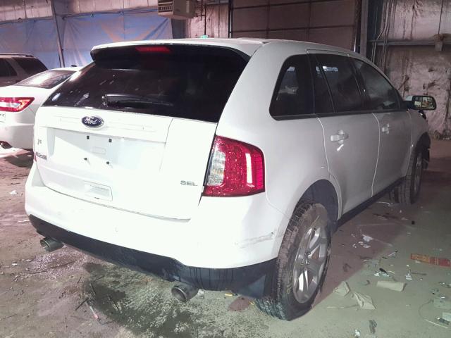 2FMDK3JC0DBA08573 - 2013 FORD EDGE SEL WHITE photo 4