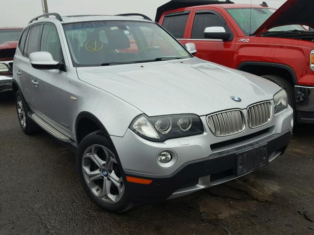 WBXPC9C40AWJ33352 - 2010 BMW X3 XDRIVE3 Srebrny zdjęcie 1