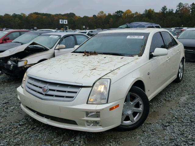 1G6DW677960215460 - 2006 CADILLAC STS WHITE photo 2