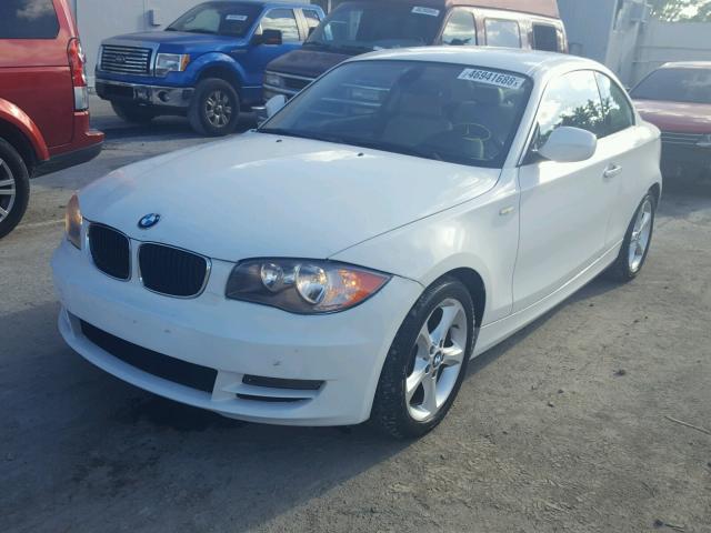 WBAUP7C52BVP21808 - 2011 BMW 128 I WHITE photo 2