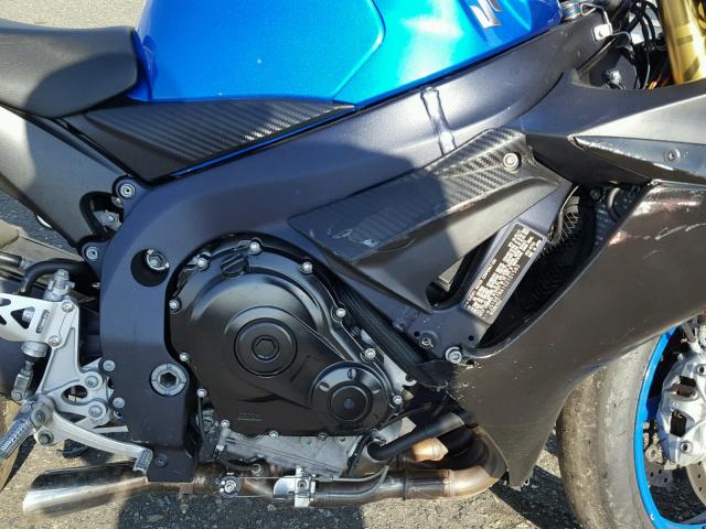 JS1GR7MA1C2101583 - 2012 SUZUKI GSX750 BLUE photo 7