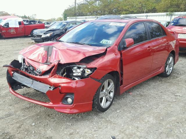 2T1BU4EE0DC051485 - 2013 TOYOTA COROLLA BA RED photo 2