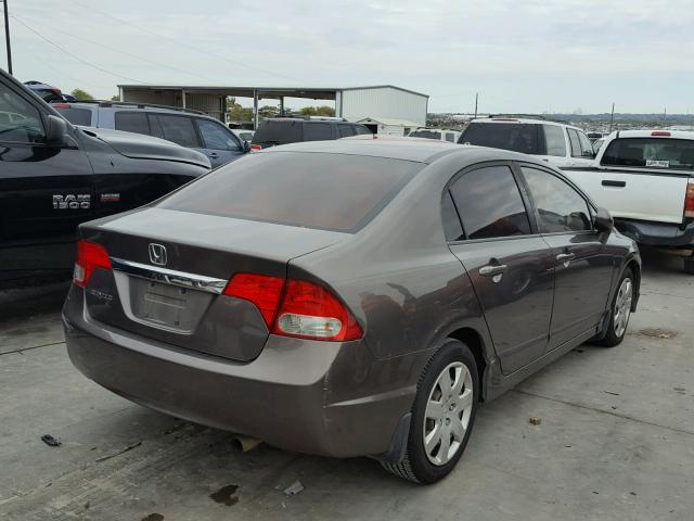 19XFA16539E050640 - 2009 HONDA CIVIC LX GRAY photo 4