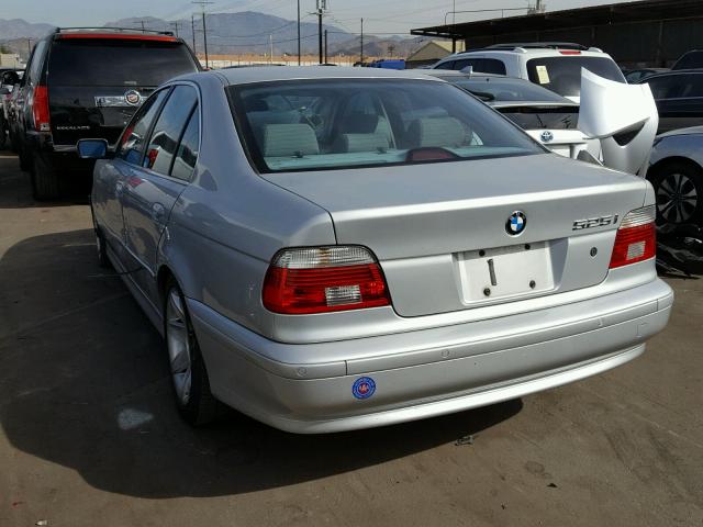 WBADT43433G027121 - 2003 BMW 525 I AUTO SILVER photo 3