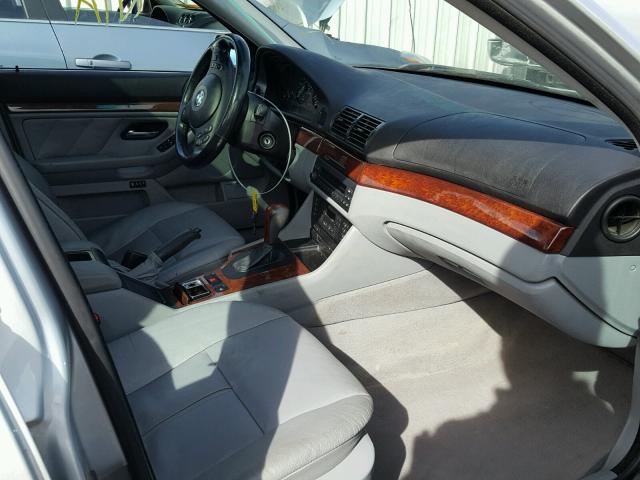 WBADT43433G027121 - 2003 BMW 525 I AUTO SILVER photo 5