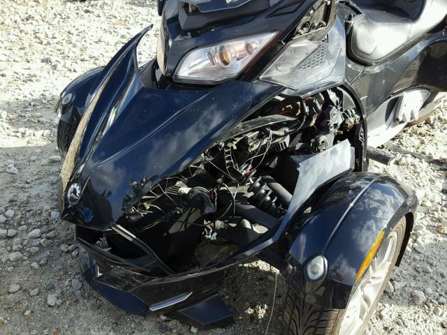 2BXJBLC10AV001068 - 2010 CAN-AM SPYDER ROA BLACK photo 9