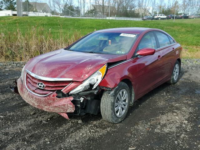 5NPEB4ACXCH427855 - 2012 HYUNDAI SONATA GLS RED photo 2