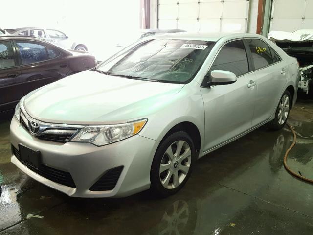 4T1BF1FK9DU235318 - 2013 TOYOTA CAMRY L SILVER photo 2