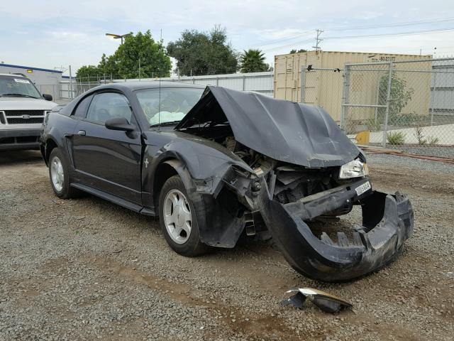 1FAFP4046YF121100 - 2000 FORD MUSTANG BLACK photo 1