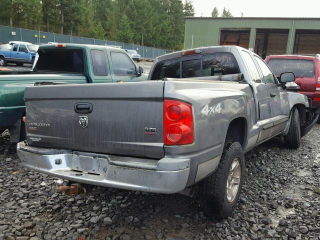 1D7HW42N05S248008 - 2005 DODGE DAKOTA SLT GRAY photo 4