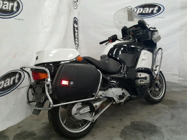 WB10499A64ZE93172 - 2004 BMW R1150 RT WHITE photo 4