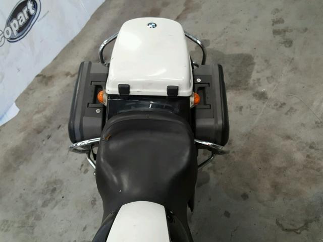 WB10499A64ZE93172 - 2004 BMW R1150 RT WHITE photo 6