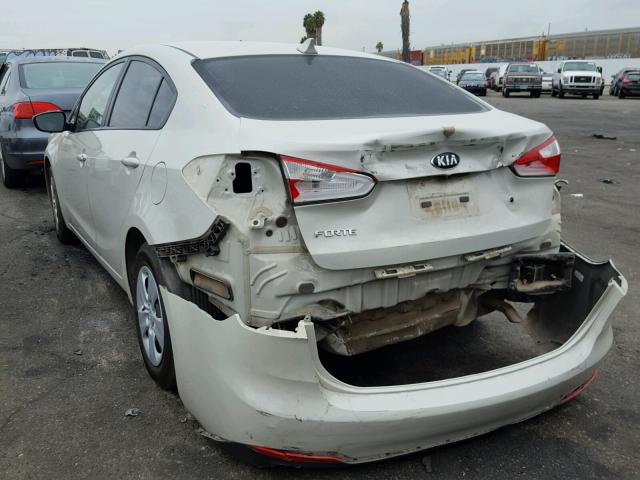 KNAFK4A63F5354179 - 2015 KIA FORTE LX WHITE photo 3