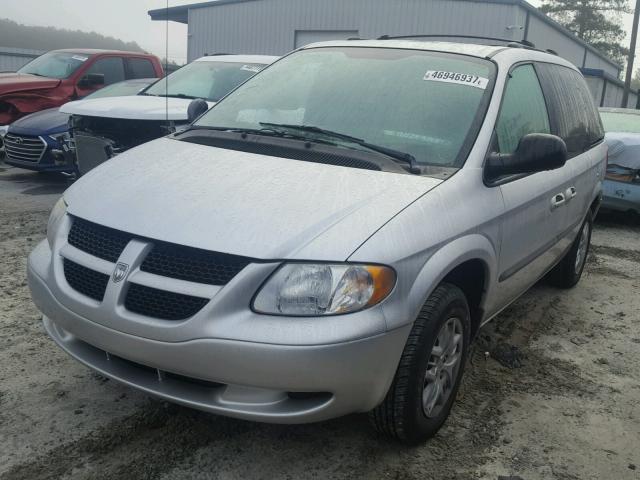 1B4GP45392B739361 - 2002 DODGE CARAVAN SP SILVER photo 2