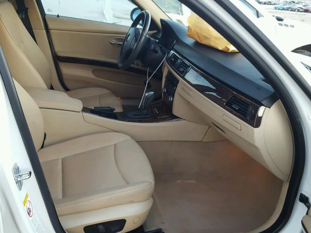 WBAVA37588NL58061 - 2008 BMW 328 I WHITE photo 5